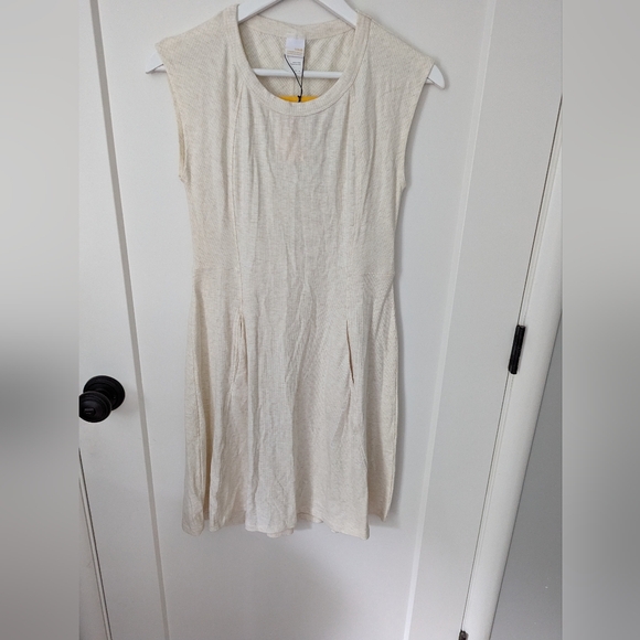 Lole Dress - Picture 1 of 4